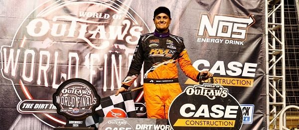 Ricky Thornton Jr. claimed his third consecutive victory at The Dirt Track at Charlotte during Thursday's World of Outlaws CASE Construction Late Model feature.